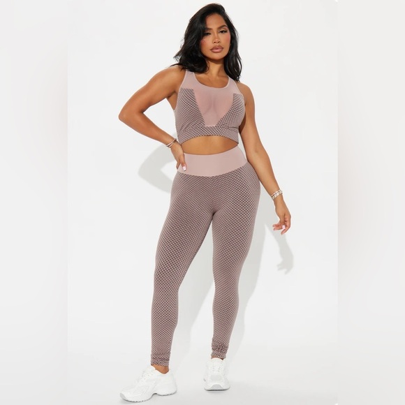 LA Society Women’s Stay In Sync Textured Sports Bra Color: Mocha | NEW/NWT!!🩶🩶 - Picture 2 of 4